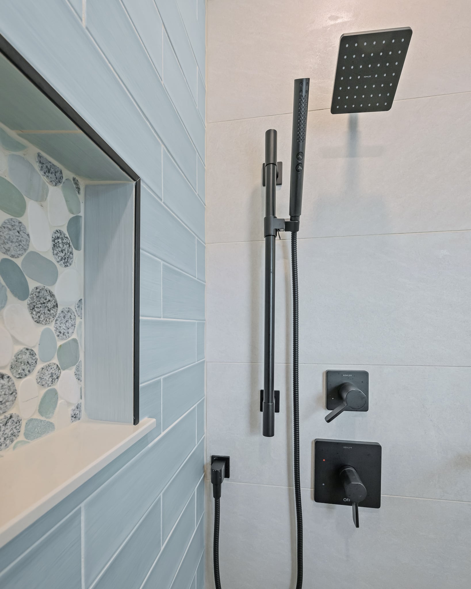 300 Taylor Rd Bathroom_WEB-013
